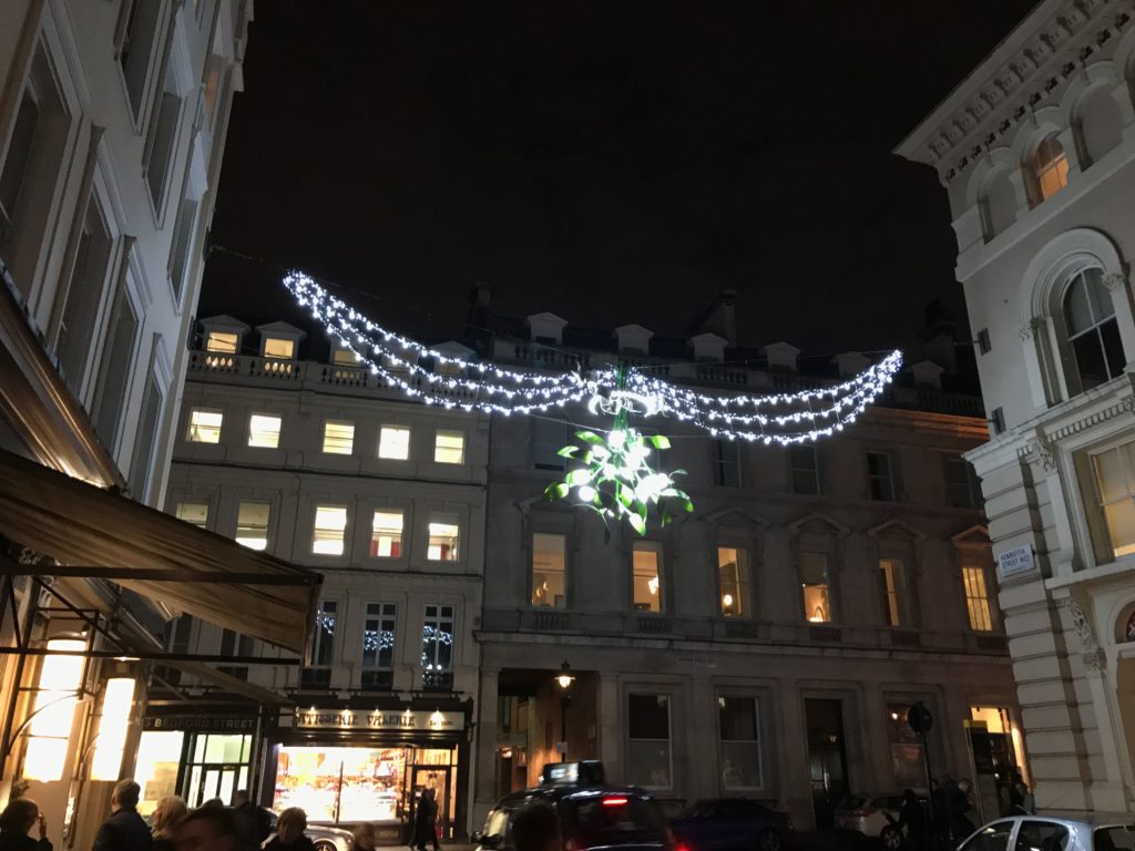 Covent Garden Shopping District. London, Dec. 2016.