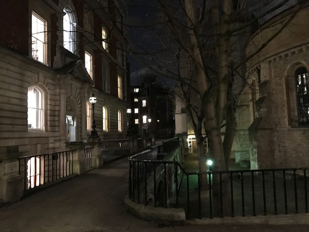 Path to Temple Church from Fleet Street through residential building to the Temple Church (on the right.) London, Dec. 2016