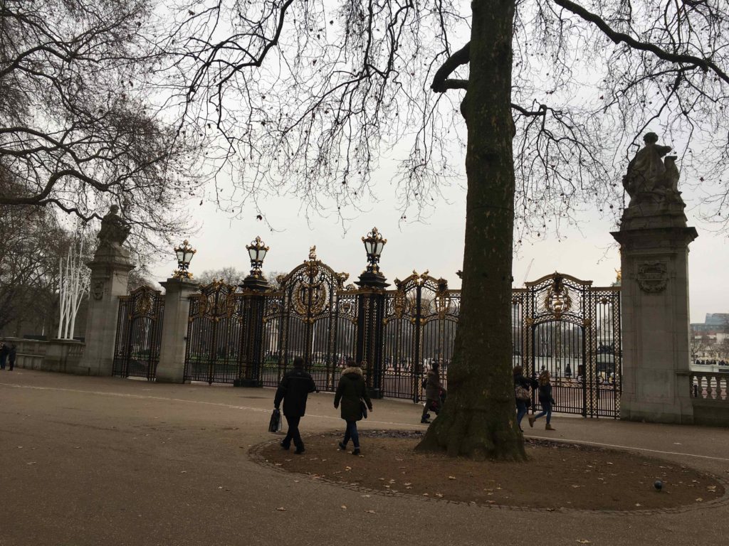 Gates by Buckingham Palace. London, Dec. 2016